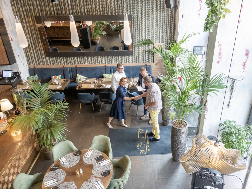 InHouse BRUNCH